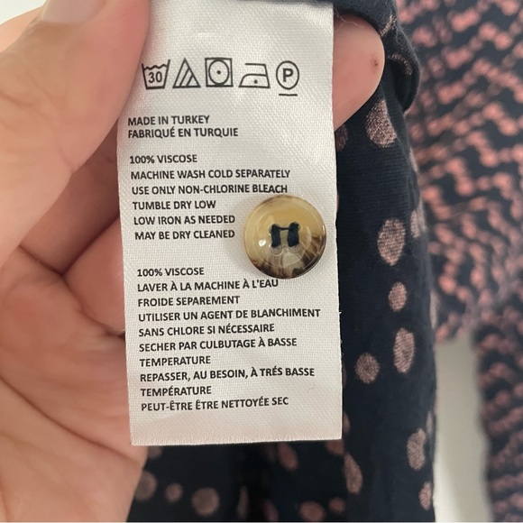 Anthropologie Maeve Woman Medium Navy Button Up Blouse Pink Polka Dots Business - Picture 8 of 14